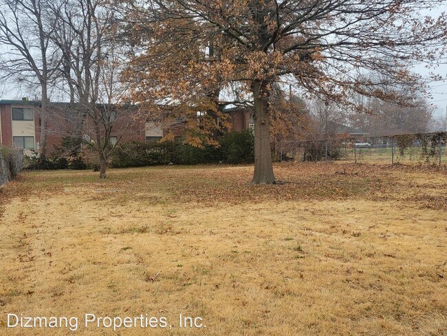 Building Photo - 2 br, 1 bath House - 2015 E. Grand St.