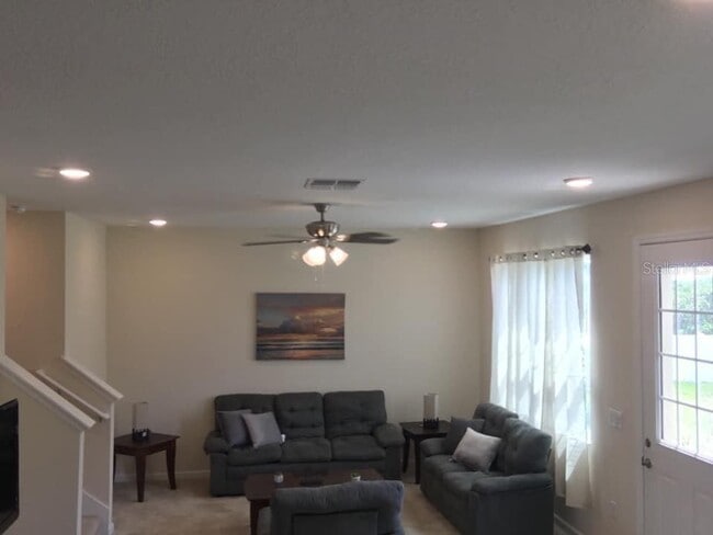 Building Photo - 112 Holly Village Dr