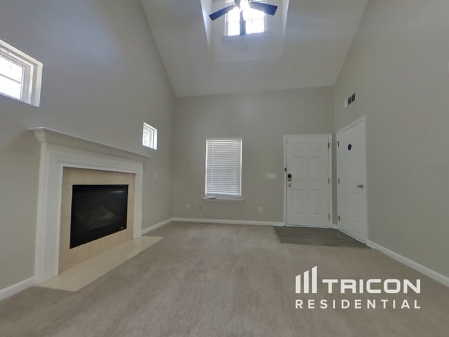 Building Photo - 148 Silver Fox Trail