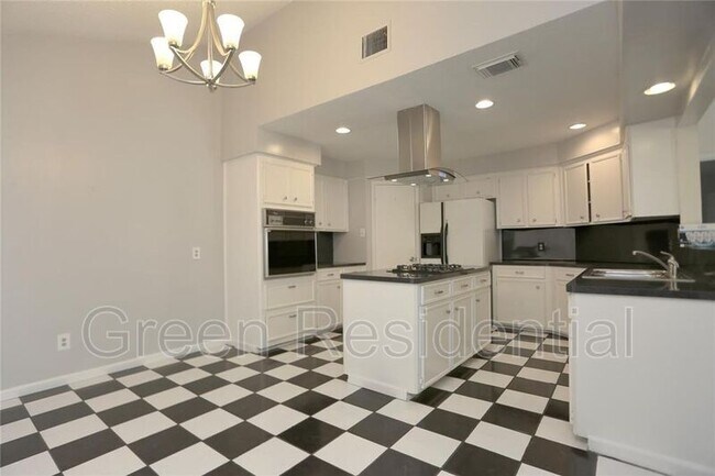Foto del edificio - 4243 Yupon Ridge Dr
