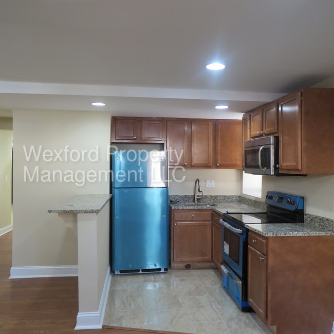 Foto del edificio - 1754 Lanier Pl NW