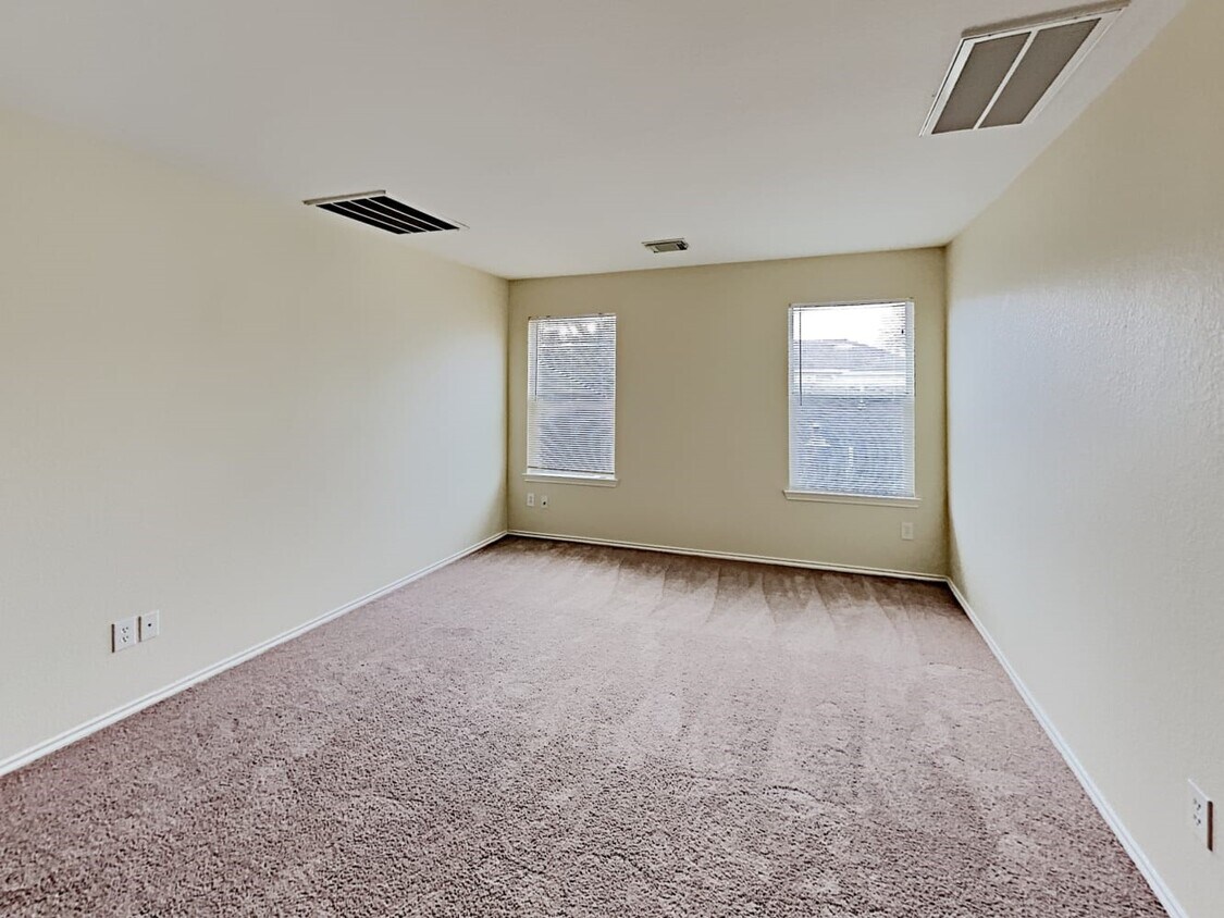 Building Photo - 18206 Valebluff Ln