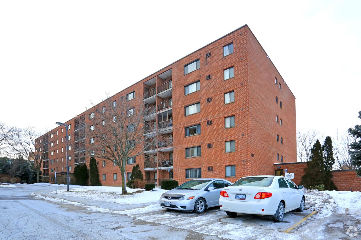 Heritage Place Apartments 315 Heritage Dr Kitchener, ON