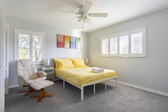 Building Photo - 506 Bon Aire Ave