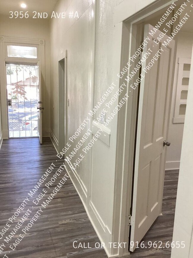 Building Photo - 4Bed/2Bath Walking distance to UC Davis Me...