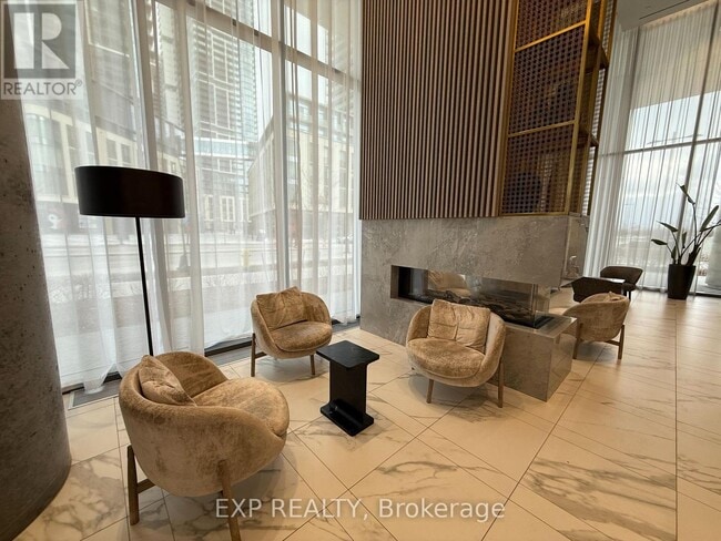 Building Photo - 950 Portage Pkwy