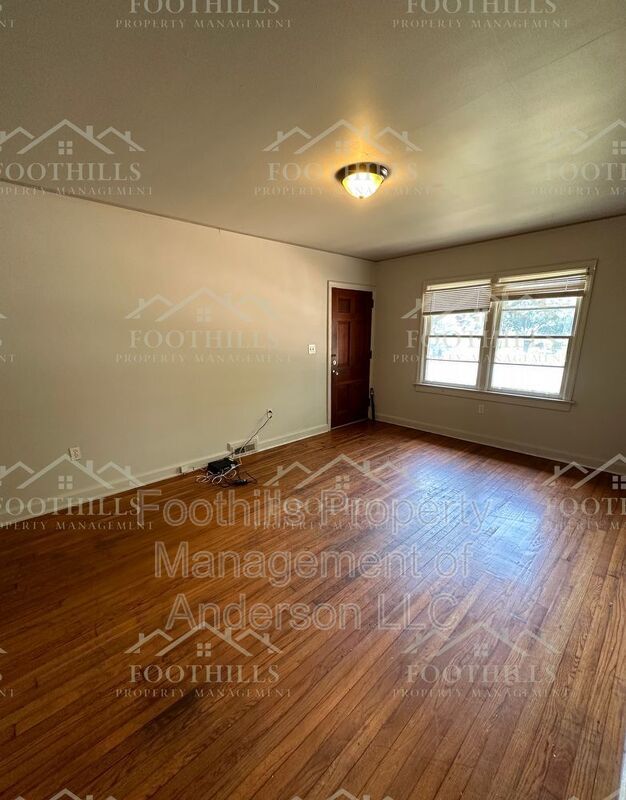 Building Photo - 326 W Fredericks St
