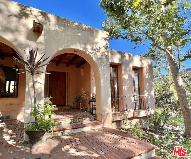 23407 Red Rock Rd, Topanga, CA 90290 House Rental in Topanga, CA