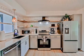 Building Photo - 1827 Towhee Ln Building Photo - 1827 Towhee Ln