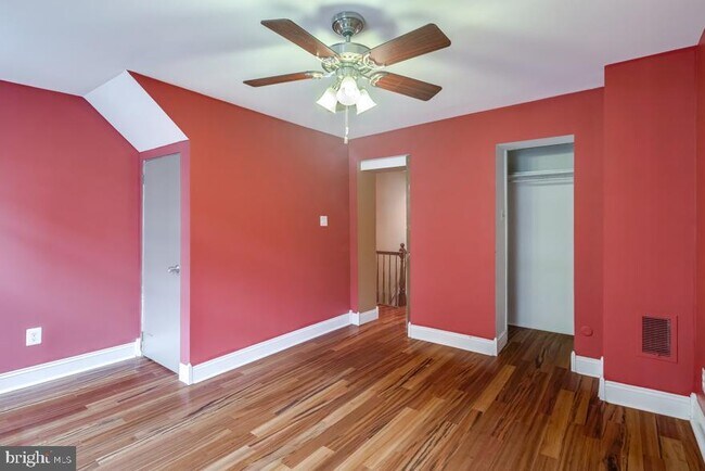 Building Photo - 826 S Mildred St