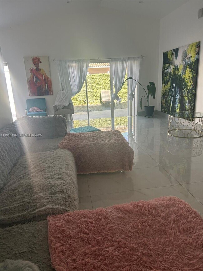 Foto del edificio - 15963 SW 82nd St