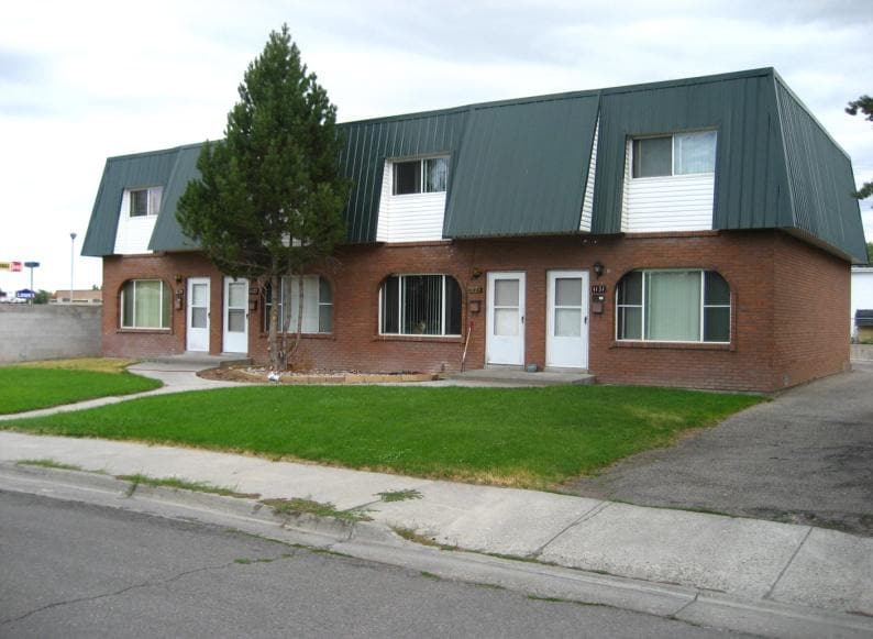 Primary Photo - 1125 Tamarix Dr