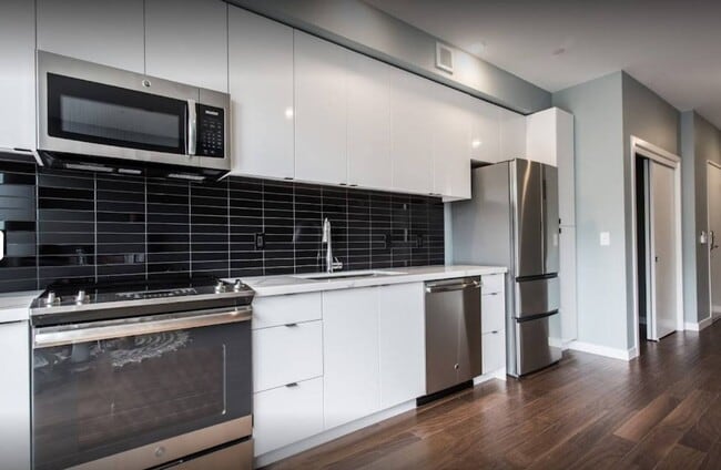 Interior Photo - The Celine