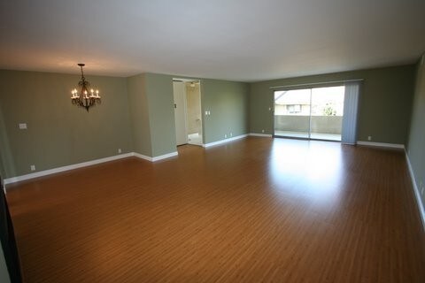 Building Photo - 420 Fairview Ave