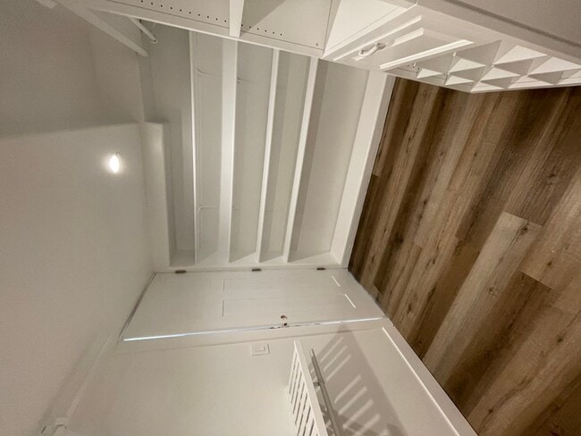 Building Photo - 8459 150 E