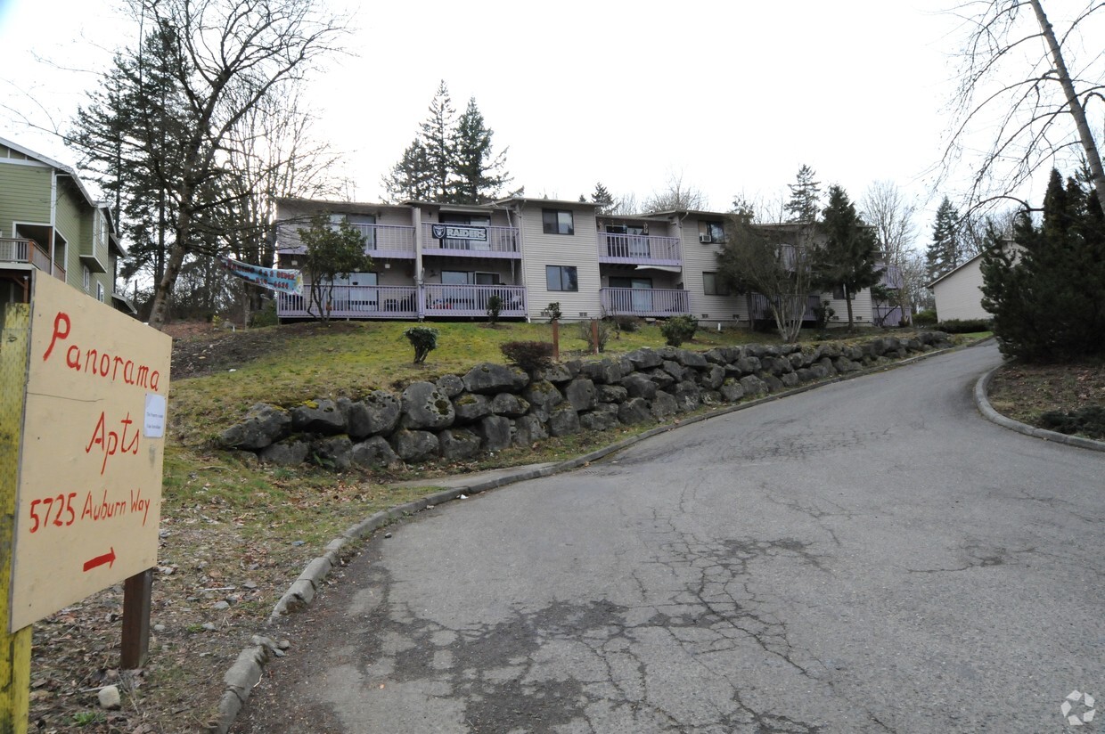 Building Photo - Panorama East Apartments