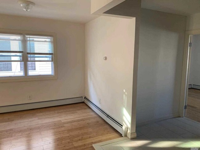 Foto del edificio - 97-19-97103 103rd St