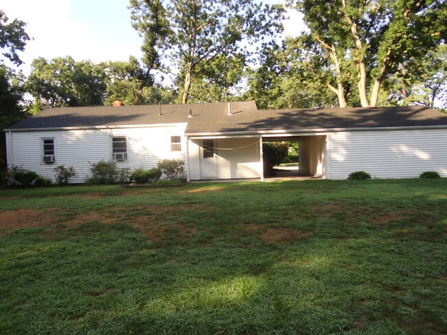 back - 799 Shaker Rd