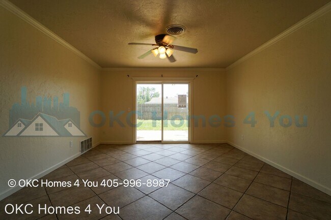 Building Photo - 3 br, 1.5 bath House - 8300 NW 34th Street