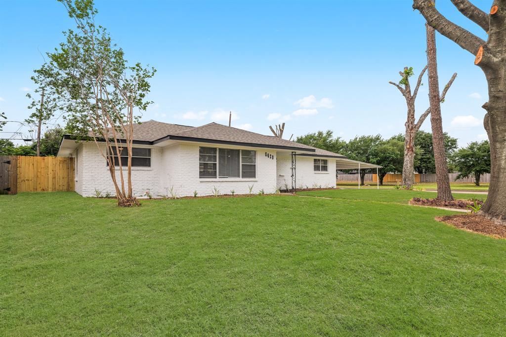 Primary Photo - 5429 De Lange Ln