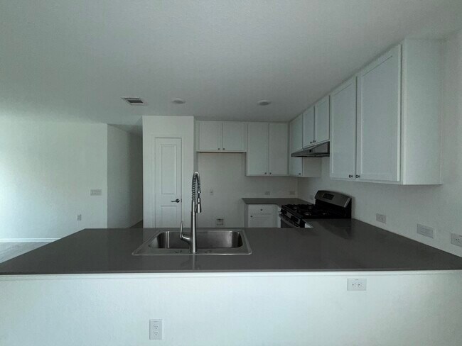 Foto del edificio - 4442 Grassland Pass