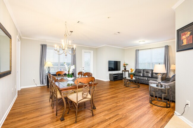 Foto del edificio - 5024 Shoreway Loop