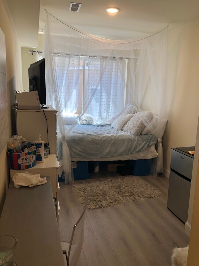 Foto del edificio - 1529 N 15th St