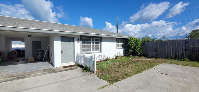 Building Photo - 2129 Couver Dr