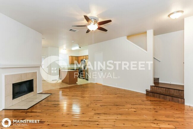 Foto del edificio - 10620 Astor Dr, Fort Worth, TX 76244