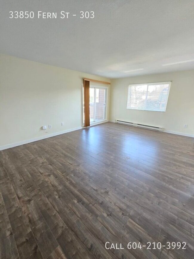 Building Photo - Spacious Condo In Abbotsford