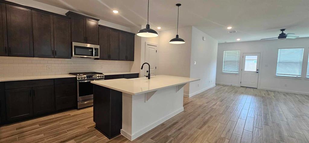 Foto principal - 8423 Bay Rdg Cir