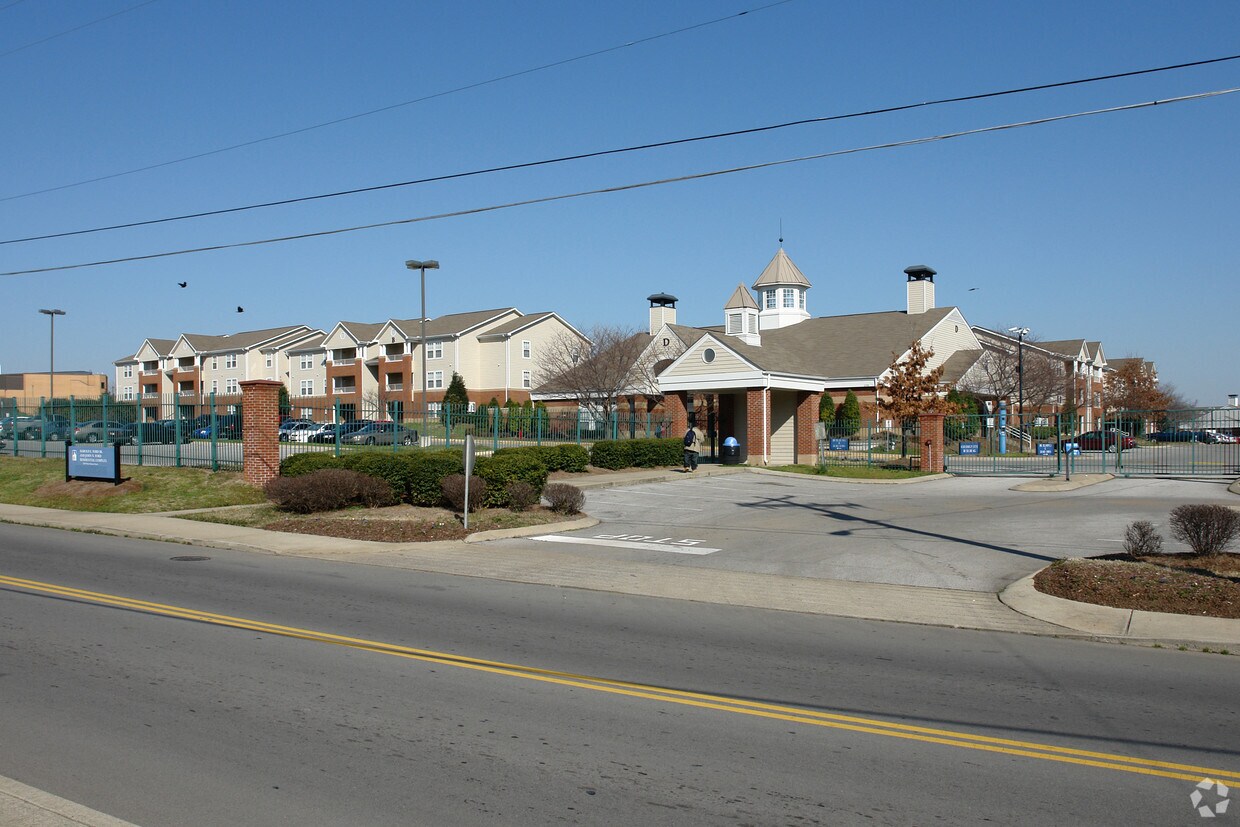Ford Residential Complex Apartments in Nashville, TN