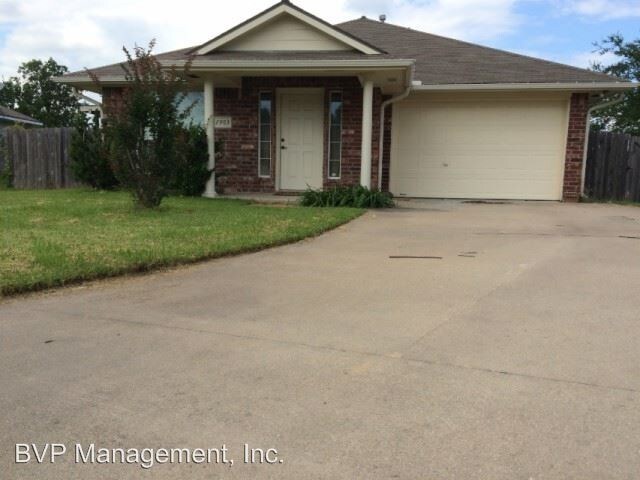 Foto principal - 3 br, 2 bath House - 2903 Elise