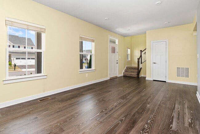 Foto del edificio - 206 Harrier Dr