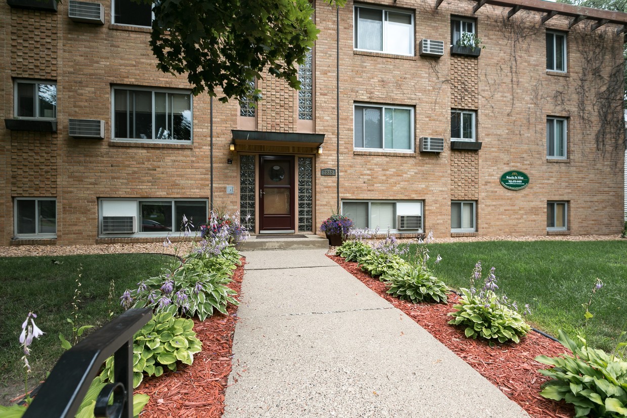 Primary Photo - 2333 Priscilla St of In the City Apartments