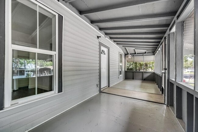 Building Photo - 2410 Mc Quade St