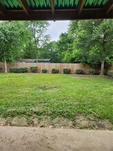 Building Photo - 205 N Forest Dr