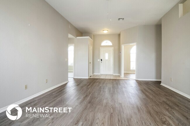 Foto del edificio - 1213 Dustin Dr