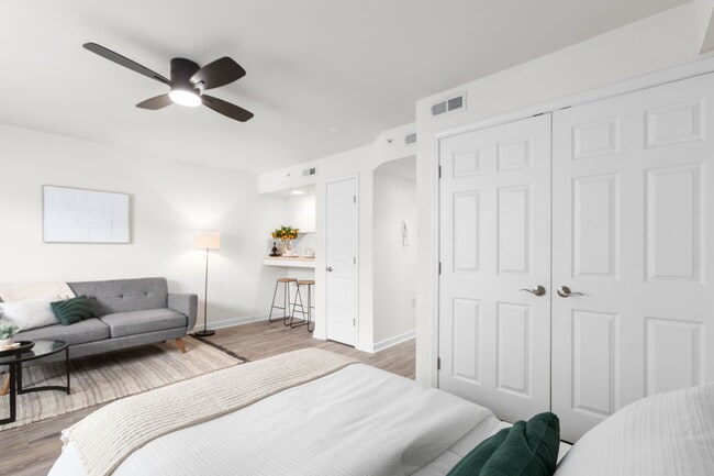 Building Photo - Cary Belvidere Apartments