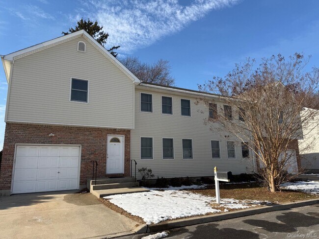 Foto del edificio - 8 Caruso Ct