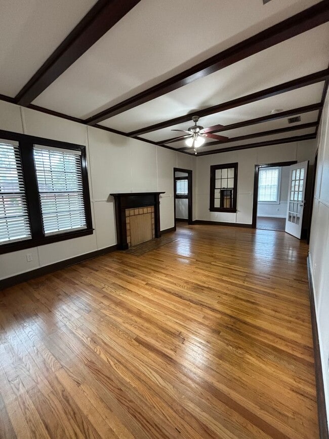 Foto del edificio - FALL 2026!!! Historic Woodbury Row 4 Bedro...