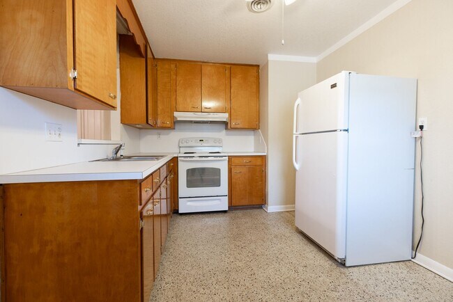 Foto del edificio - 2BR/1BA (with possible 3rd Bedroom) in Summerfield