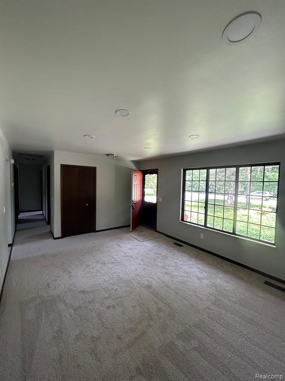 Building Photo - 5353 Carroll Lk Rd