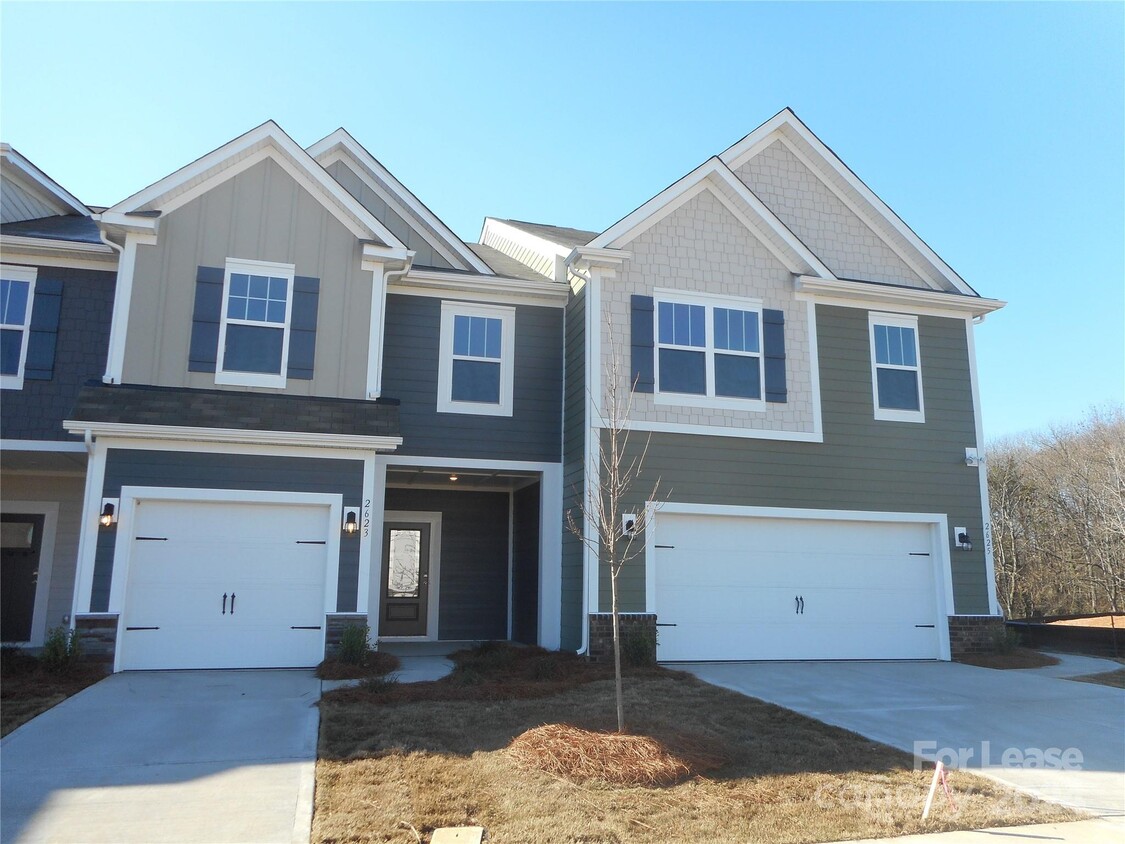 Foto principal - 2625 Aubrey St