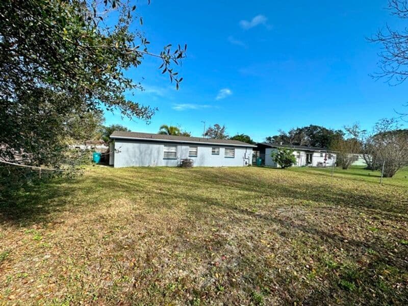 Building Photo - 5467 Karen Ct