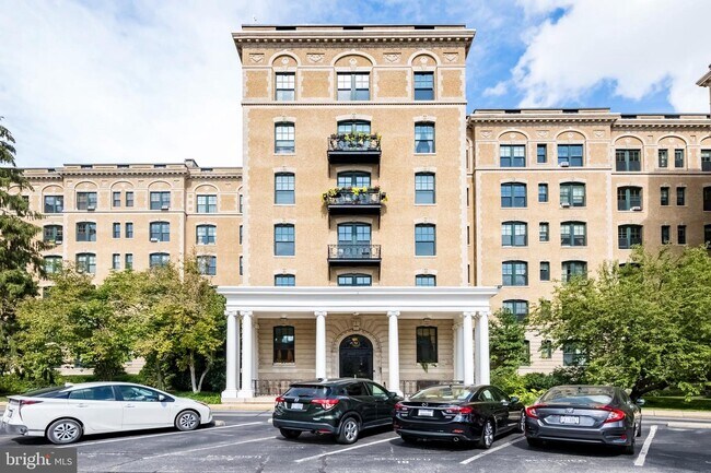 Foto del edificio - 2853 Ontario Rd NW