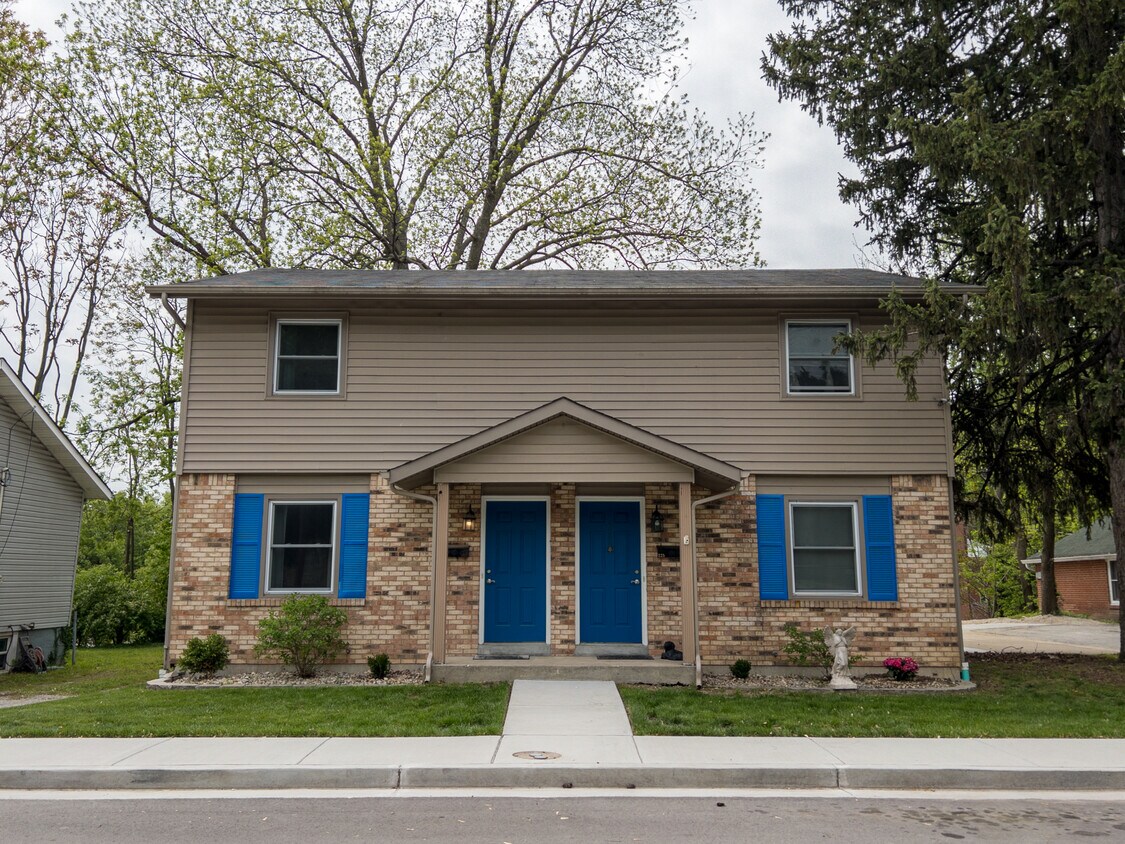 223 Perry St, Saint Charles, MO 63301 Townhouse for Rent in Saint