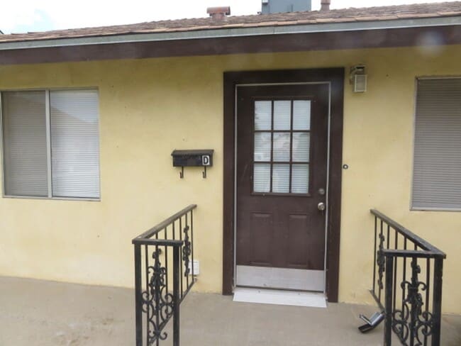 Building Photo - 2 Bedroom/1 Bath Apartment in Northern Oil...