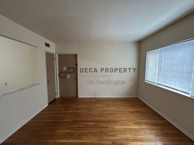 Foto del edificio - 5252 Bischoff Ave