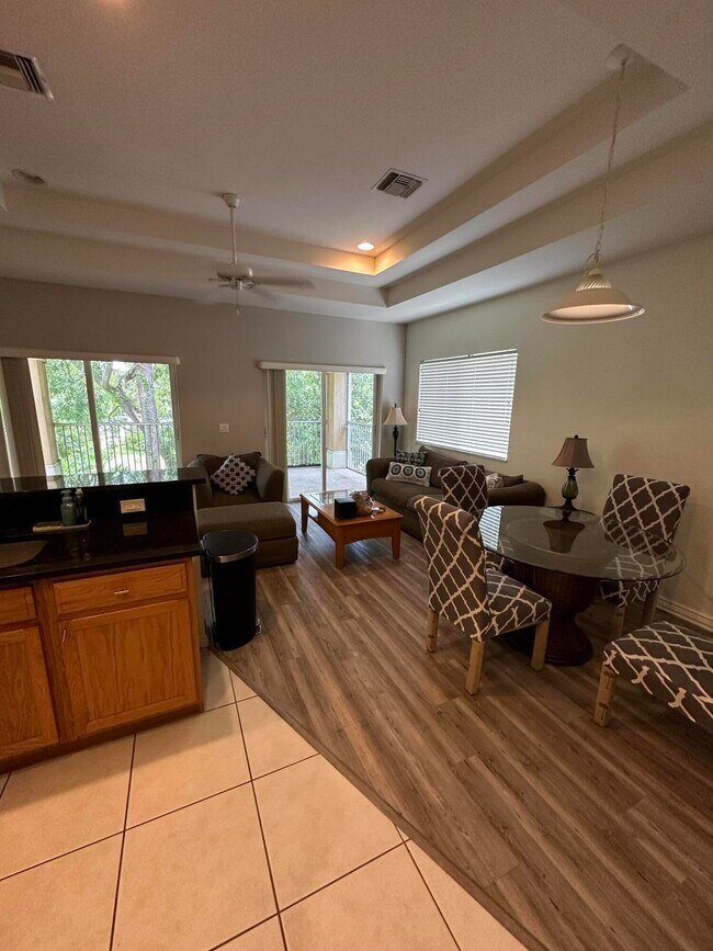 Foto del edificio - 8327 Mulligan Cir